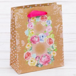 Пакет крафтовый вертикальный «Ты очаровательна!», ML 23*27*8 см 