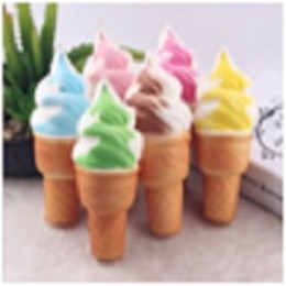 Сквиши-брелок 'Ice cream', антистресс, с ароматом, 5х10 см, пенополиуретан (6 дизайнов)
