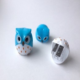 Точилка пластиковая с контейнером 'Сова', 45x30 мм, двойная, для цветных и простых карандашей